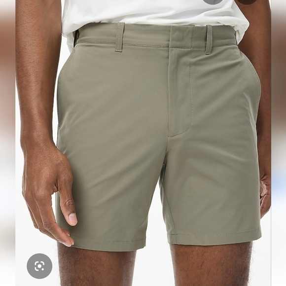 J. Crew Other - J. Crew Mens 7" Seam Army Green Shorts Size 32